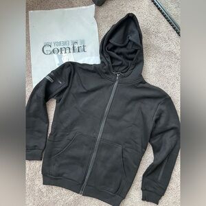NWT Comfrt Airport Mode Black Zip-Up Hoodie